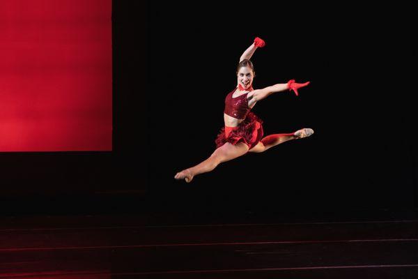 Wonderbound's Garrett Ammon & Sarah Tallman's Brrr!esque (2022) Photo by Amanda Tipton