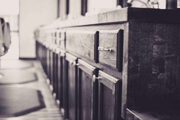 Here is a photo shot of the backbar used by the barbers.