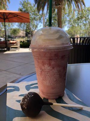 Strawberries & Crme Frappuccino Blended Crme, Chocolate Cake Pop