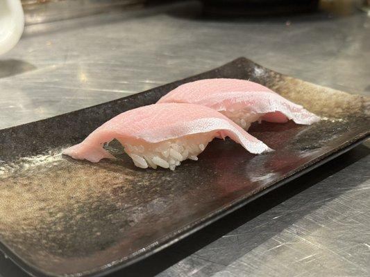 Yellowtail belly nigiri