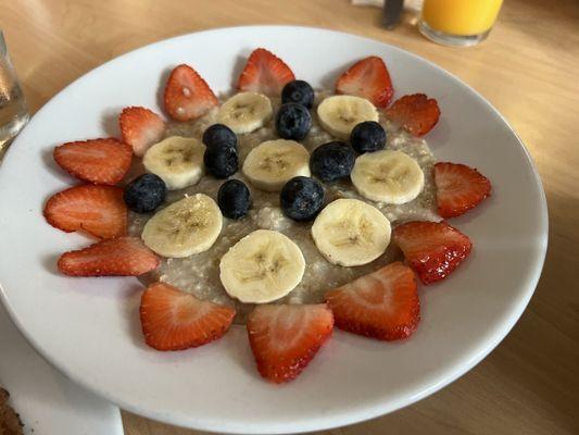 Oatmeal with Fruit