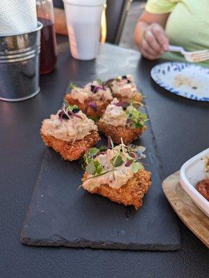 Fried rice with tuna and caviar