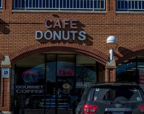 Cafe Donuts6333 E Mockingbird Ln #115 by Joel McCloskey Photography