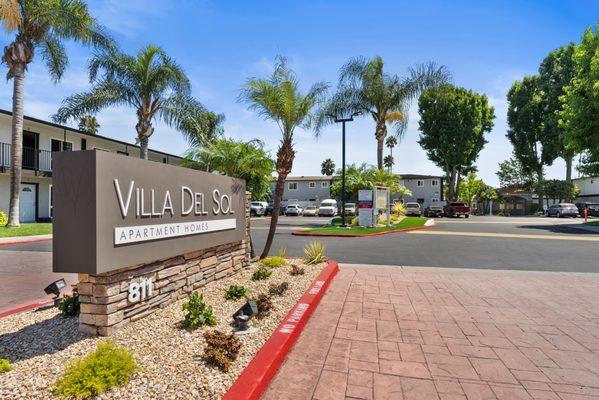 Welcome to Villa Del Sol in Santa Ana, CA