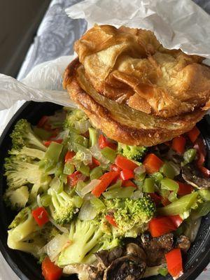 Veggie pasta and croissant