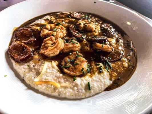 Carolina-style shrimp & grits w/ low country red eye pan sauce.