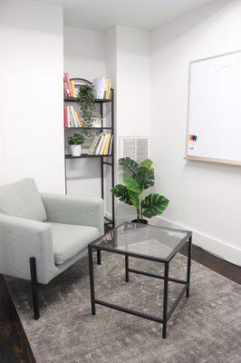 Quiet huddle room available for small meetings