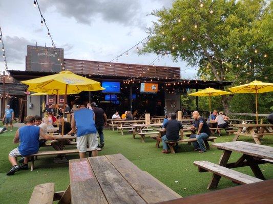 Copperhead Patio faces the outside area of Jackalope