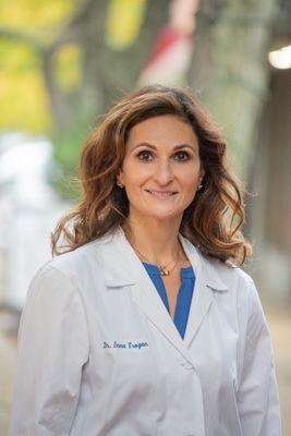 Dr. Inna Trogan