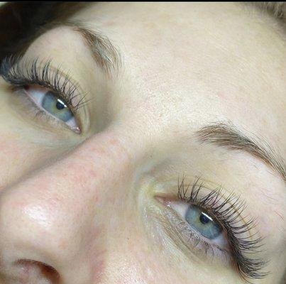 Classic eyelash extensions