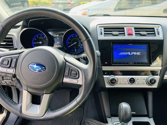 Subaru Outback CarPlay Alpine