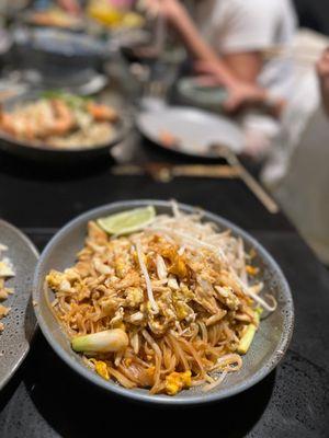 Pad Thai with Colossal Crab Meat - @rayz