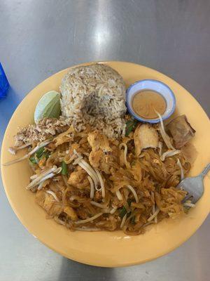 I got the L3. Pad Thai Lunch Special