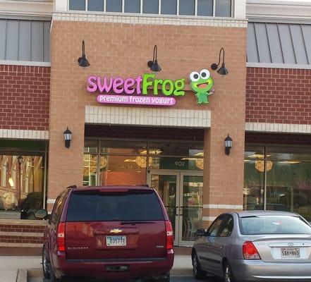 Entrance to Sweet Frog