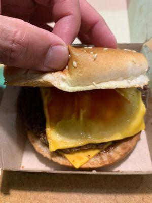 Bomb quarter pounder w cheese