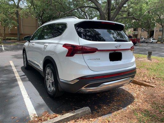 2021 White Hyundai Sante Fe Sel