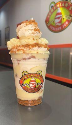 Cake batter gelati with cookie butter crumbles