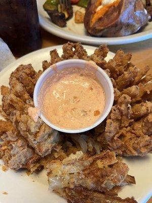 Blooming onion