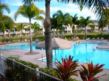 Incredible amenities at the Seminole Isle condo and town home community