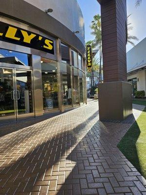 Tillys