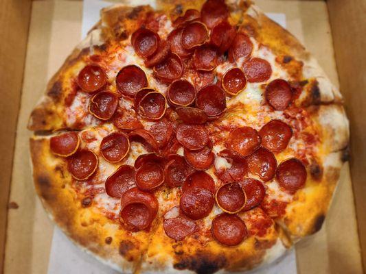 Regular pepperoni pie