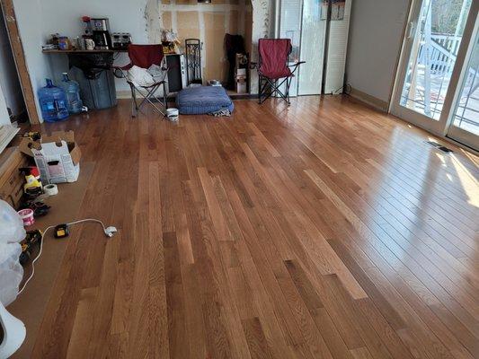 New prefinished wood solid oak wood floors!