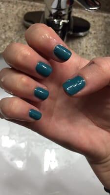 Gel Manicure- mood changing Cold nails