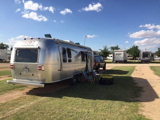 Airstream parked at La Vedra RV Park 200+ miles before Weatherford Discount Tire.