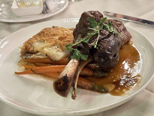 braised rocky mountain lamb shank