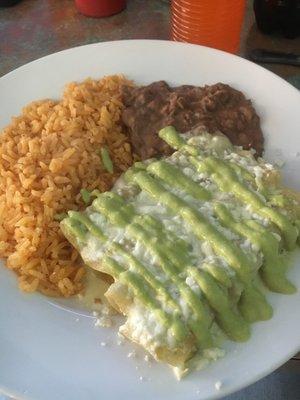 Enchiladas verdes.