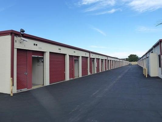 Drive Up and Hallway Units Available