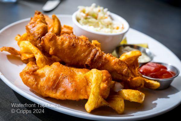 Northwest Beer Battered Cod Fish & Chips
 Beer battered cod, house-made slaw, fries.