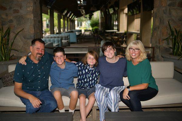 Dr Cyndi and Coach Dave Reed with their beautiful family!