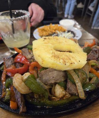 Steak & shrimp Fajita