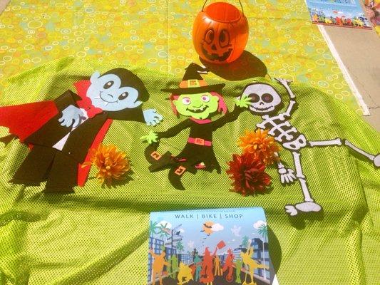 These DollarTree items made my HalloweenBanner look spooktacular!