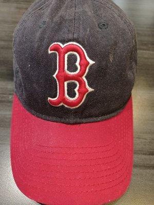 I bought my New  Era 9Twenty Red Sox two-tone hat here at Lids Locker Room Irvine Spectrum