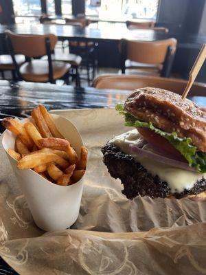 Classic burger with regular fries. Very good.