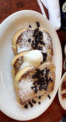 French Toast with chocolate chips