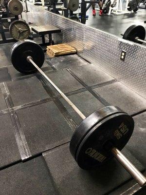 Deadlift floor