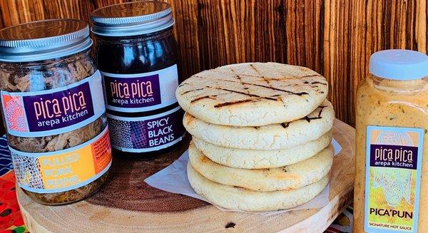 Meal kit: arepas and stuffings to make your own at home!