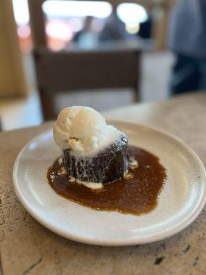 Sticky Date Pudding (~$10)