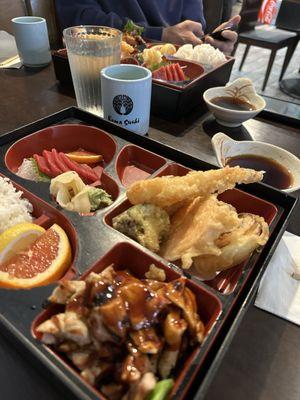 Deluxe Bento Box