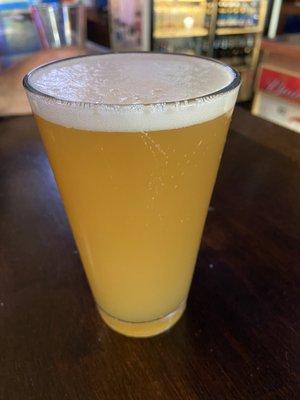 Hazy IPA - smells like cat litter, but tastes good