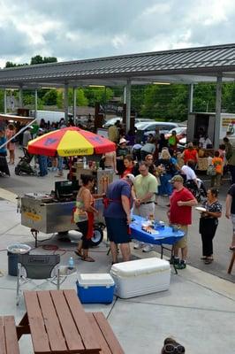 Working the hot dog cart at the Farmers Market of the Ozarks...Lobsta Rolls and Hot Dogs!!