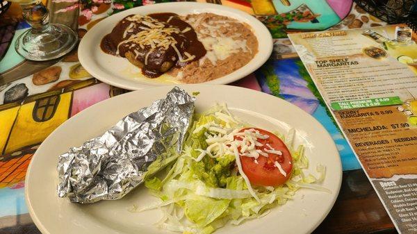 Lunch Special #1 with an excellent Chili Relleno, beans, chicken taco and guasalad.