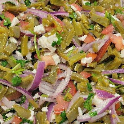 Ensalada de nopales