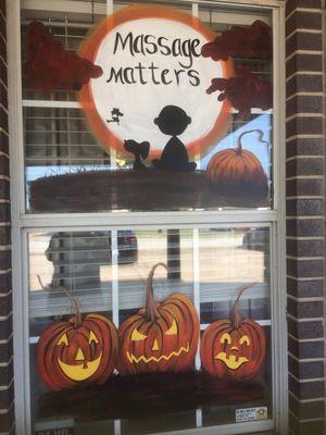 Love my Halloween window painting by Mitzie Burger.. she's going to start decorating our windows for the different seasons.. Fun!!