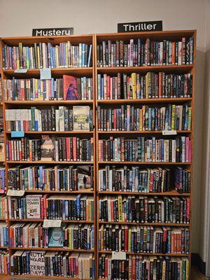 Mystery / thriller shelves