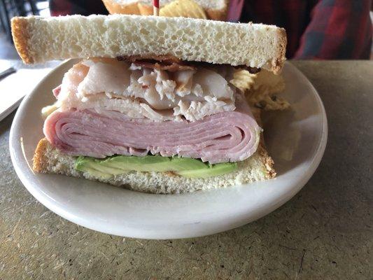 Ham, turkey, bacon and avocado. They don't skimp on the meat.