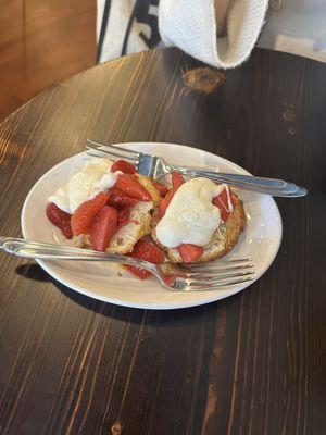 Strawberry Shortcake - a must order!